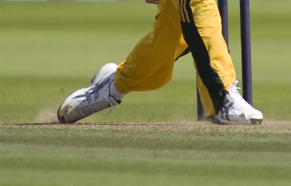 cricketlab bowling feet